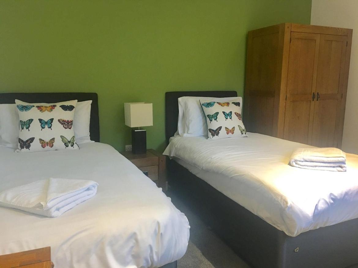 Hopton Cottage - Darwin Lake Holiday Village Матлок Экстерьер фото